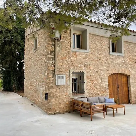Holiday home Masia Mas Roig Camarles
